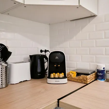 Le Champenois - Pro-famille - 2 Chb - 4 - Mon Groom * Труа