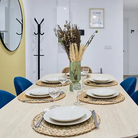 Le Champenois - Pro/famille - Equipe - Centre-ville - Proche Gare - Wifi - Mon Groom Apartment *