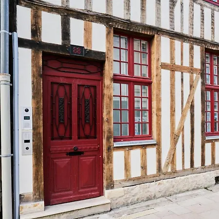 Apartment Le Champenois - Pro/famille - Equipe - Centre-ville - Proche Gare - Wifi - Mon Groom Troyes